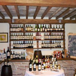 Agriturismo_immagine cantinetta