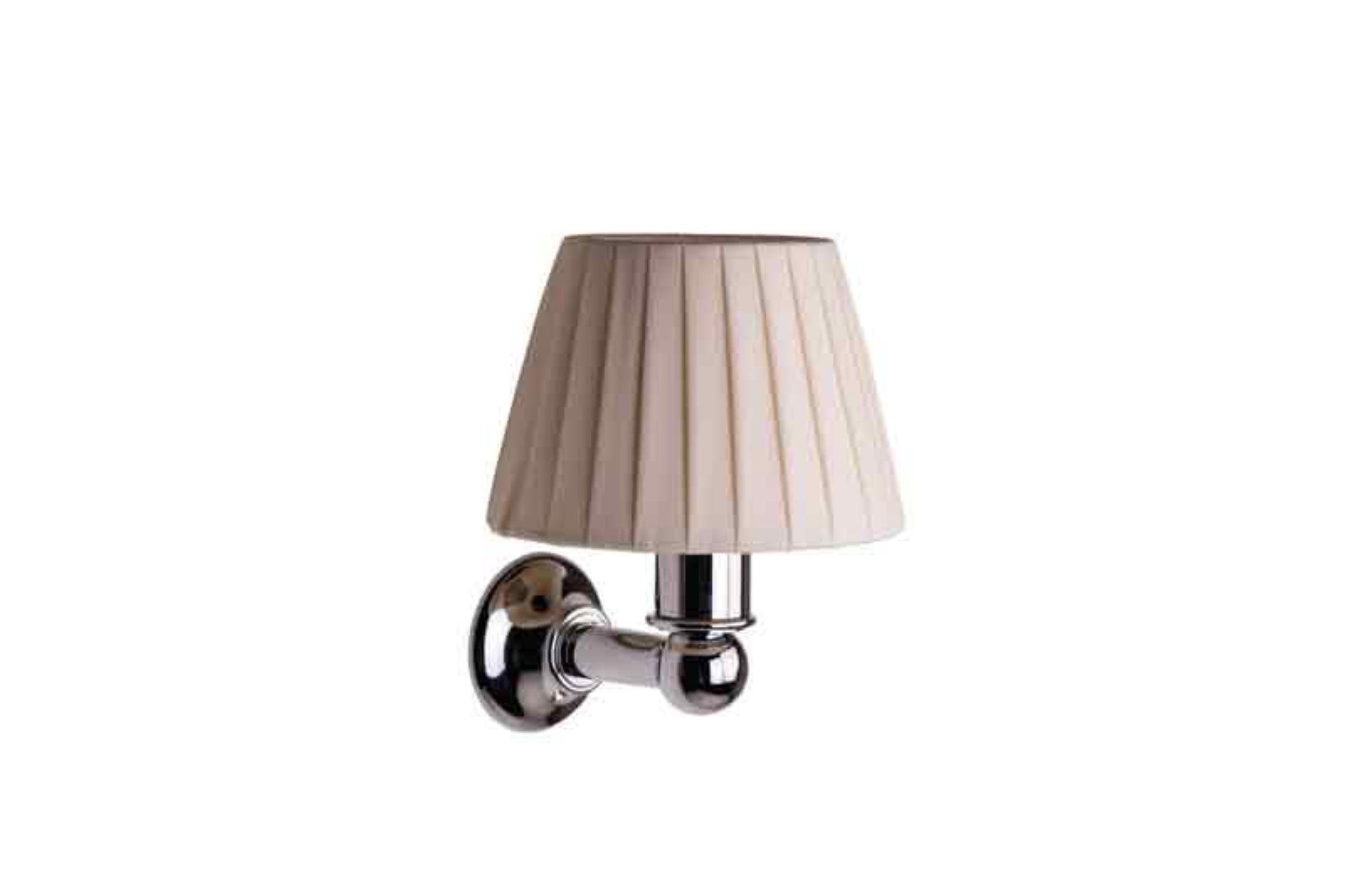 light lamp with pleated organdy lampshade wall mounted version - Applique con paralume plissettato in organza Panna