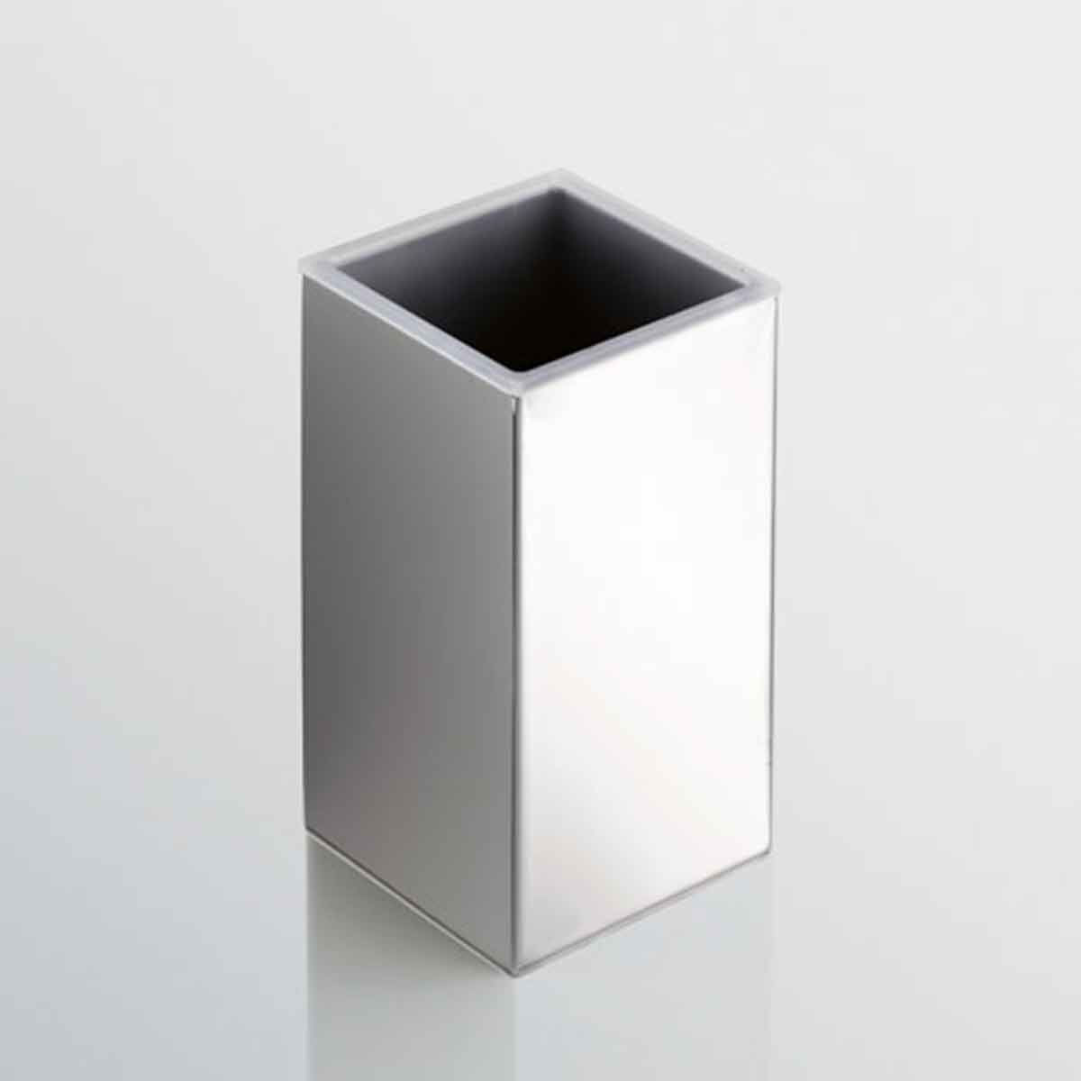 Free-standing toothbrush holder Star