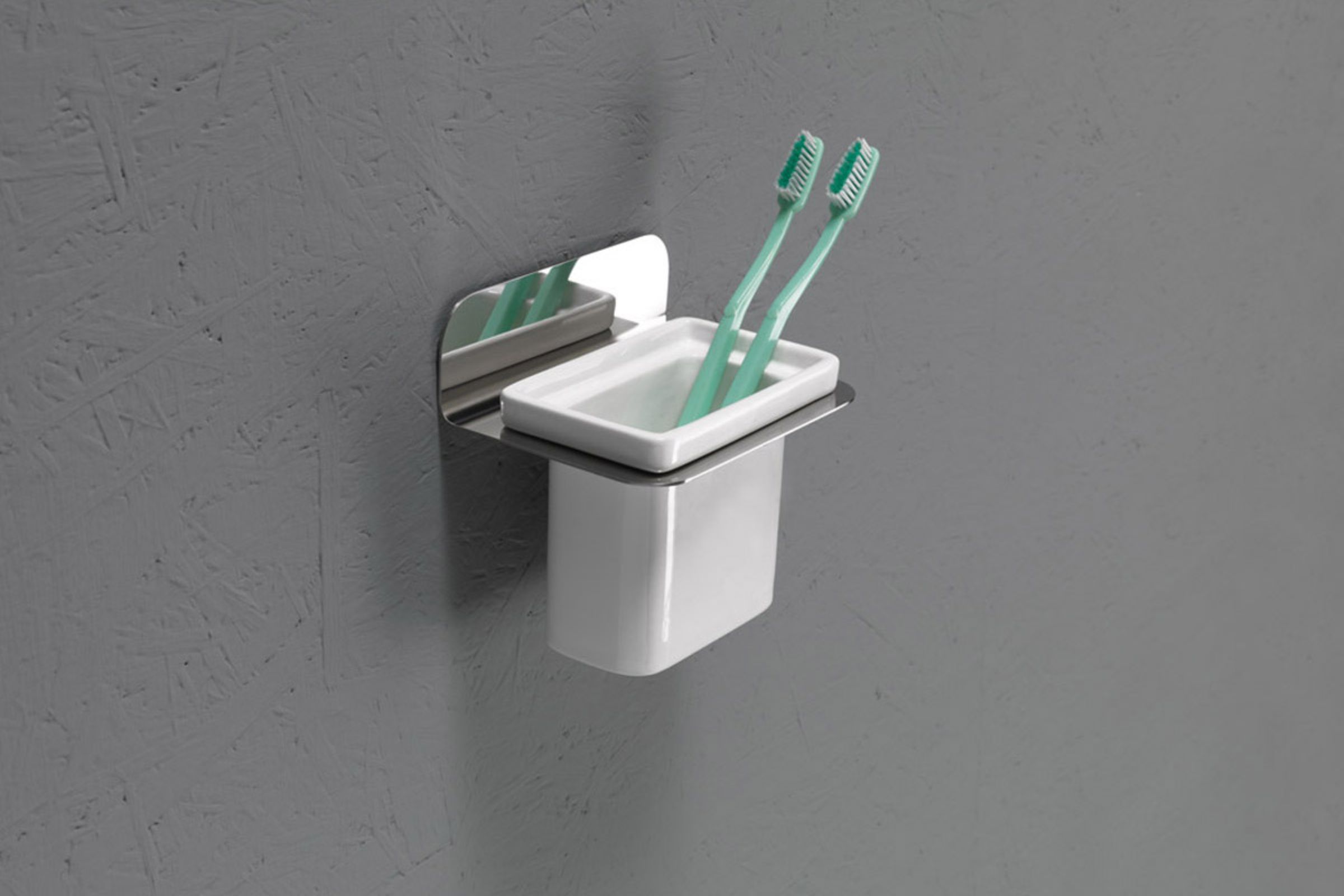 Toothbrush holder Cut