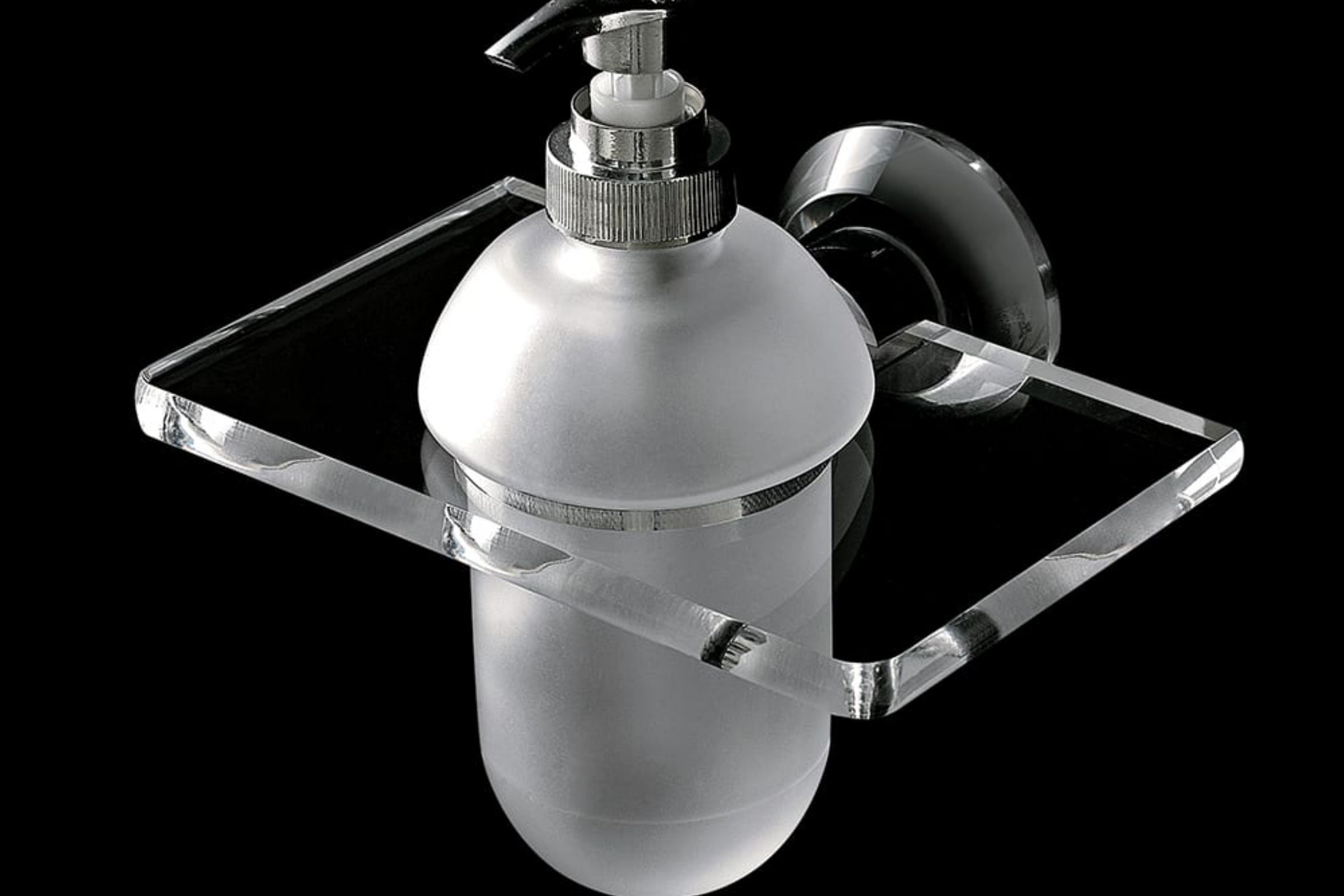 Dosatore sapone liquido a parete Giglio